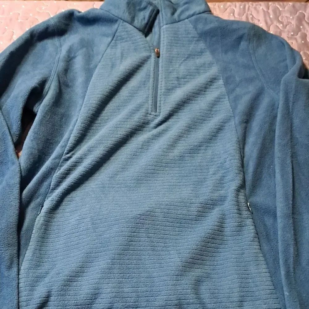 bcg 1/4 zip fleece pull over shirt size large